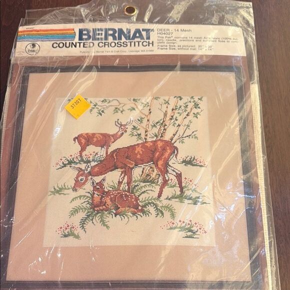 Vintage Bernat Deer Counted Cross Stitch Kit - Picture 1 of 5